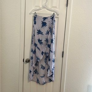 Small midi skirt, only worn twice.